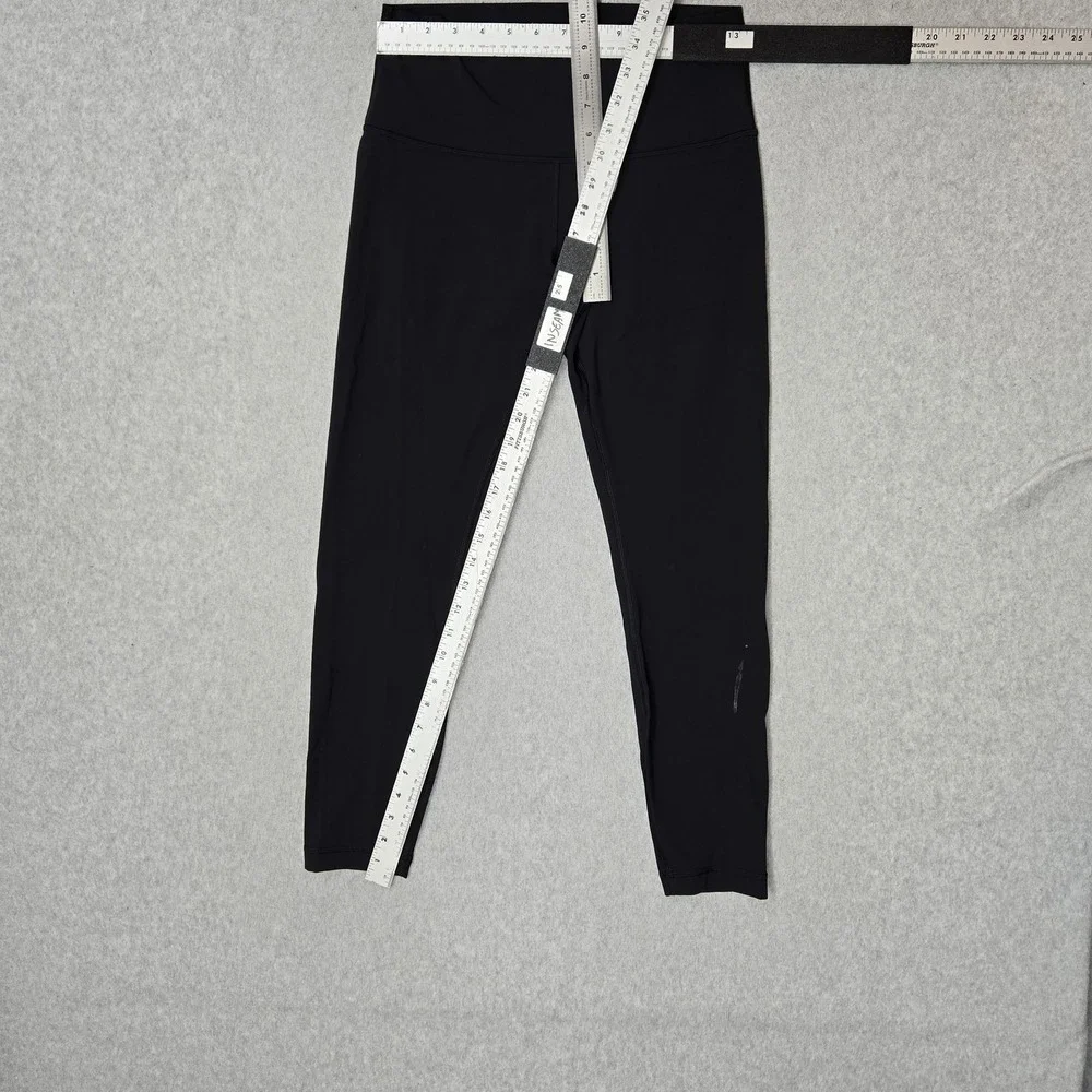 Lululemon Women Activewear Pants 8 Black Wunder Under HR Tight 25